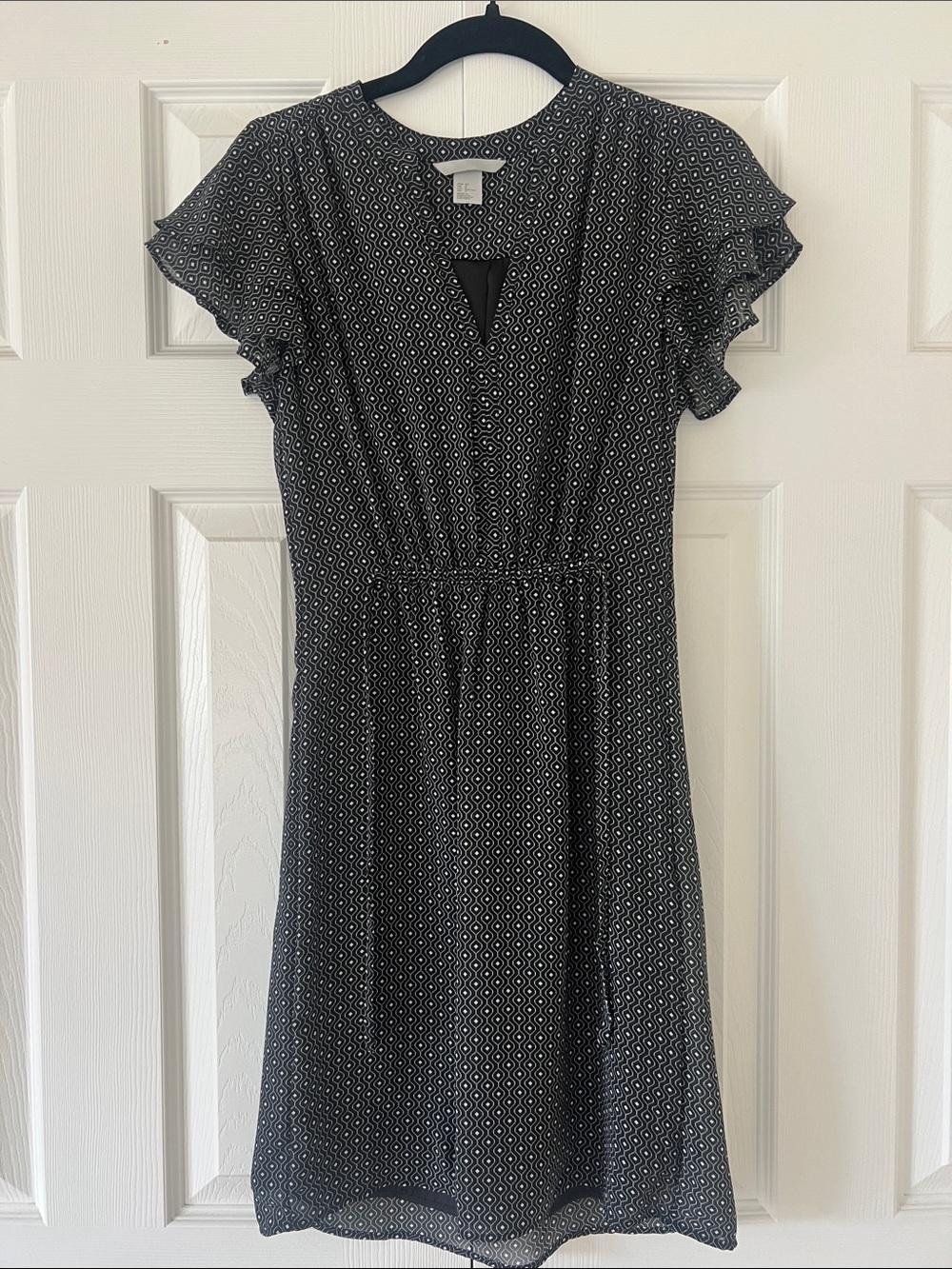 H&M Black & White Flutter-Sleeve Midi Dress